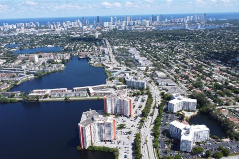 Copropriété à vendre à Miami, Floride: 1 chambre, 74.41 m2 № 1979535 - photo 18