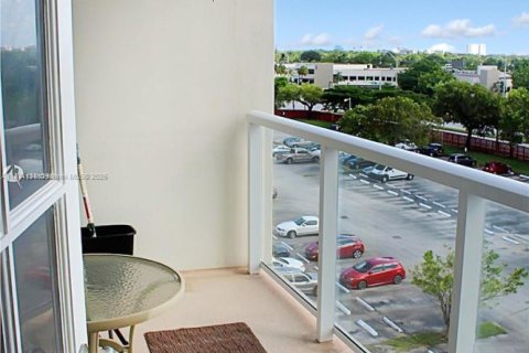 Copropriété à vendre à Miami, Floride: 1 chambre, 74.41 m2 № 1979535 - photo 15