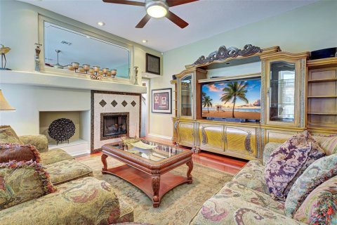House in Venice, Florida 4 bedrooms, 224.45 sq.m. № 1666713 - photo 17