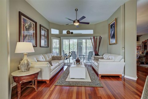 House in Venice, Florida 4 bedrooms, 224.45 sq.m. № 1666713 - photo 4