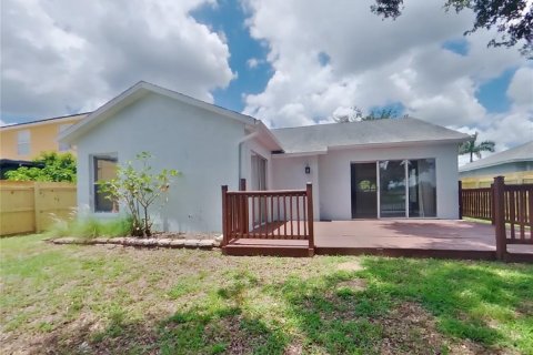 Casa en alquiler en Brandon, Florida, 3 dormitorios, 130.53 m2 № 1800478 - foto 17