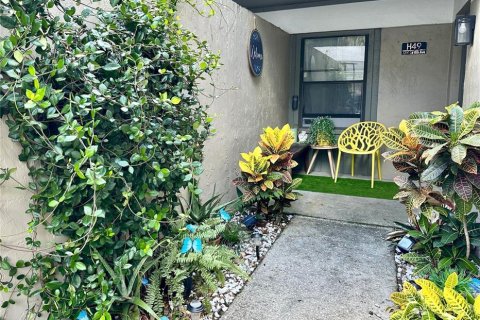 Copropriété à vendre à Gainesville, Floride: 2 chambres, 99.41 m2 № 1900712 - photo 2