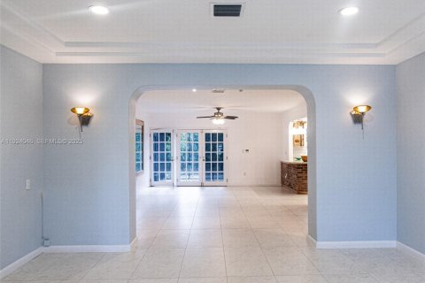 Купить виллу или дом в Серфсайд, Флорида 2 спальни, 136.1м2, № 1988313 - фото 2