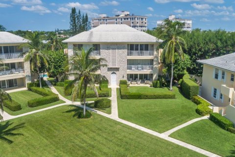 Condominio en alquiler en Delray Beach, Florida, 2 dormitorios, 116.5 m2 № 1207825 - foto 1