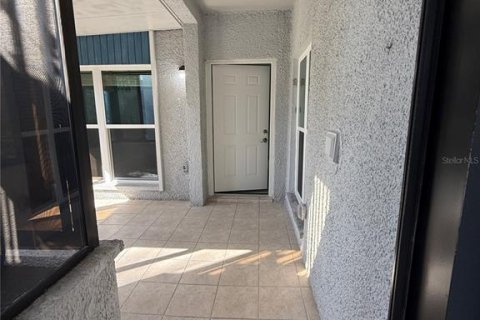 Condo in Madeira Beach, Florida, 1 bedroom № 2309091 - photo 7