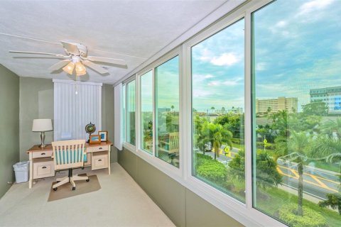 Condominio en alquiler en Sarasota, Florida, 2 dormitorios, 111.48 m2 № 1722517 - foto 6