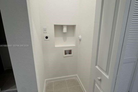 Adosado en alquiler en Homestead, Florida, 3 dormitorios, 149.76 m2 № 2011875 - foto 26
