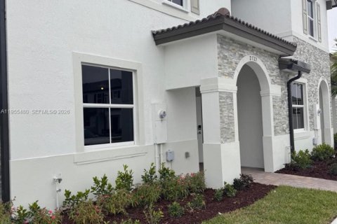 Adosado en alquiler en Homestead, Florida, 3 dormitorios, 149.76 m2 № 2011875 - foto 4