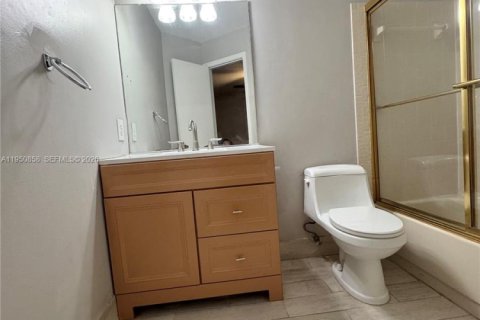 Touwnhouse à vendre à Margate, Floride: 2 chambres, 126.25 m2 № 2010010 - photo 14