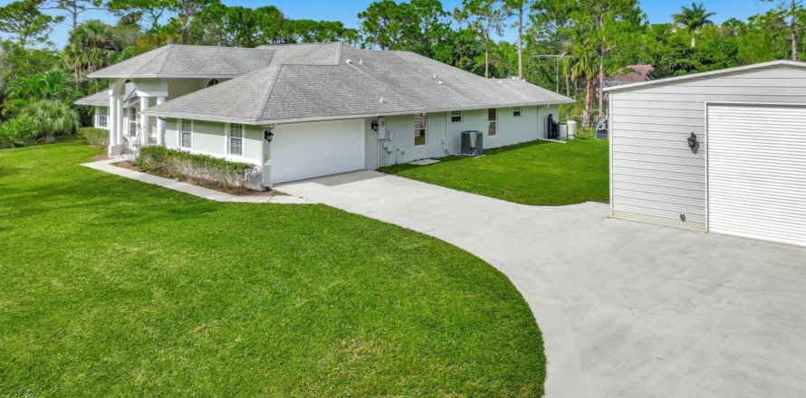Villa ou maison à The Acreage, Floride 4 chambres, 211.82 m2 № 1054917