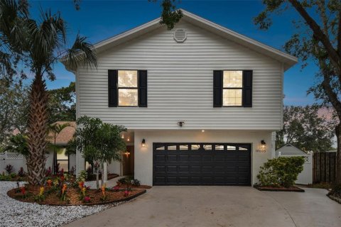 Villa ou maison à vendre à Tampa, Floride: 6 chambres, 232.81 m2 № 2111305 - photo 2
