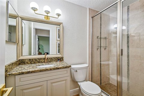 Villa ou maison à vendre à Tampa, Floride: 6 chambres, 232.81 m2 № 2111305 - photo 27