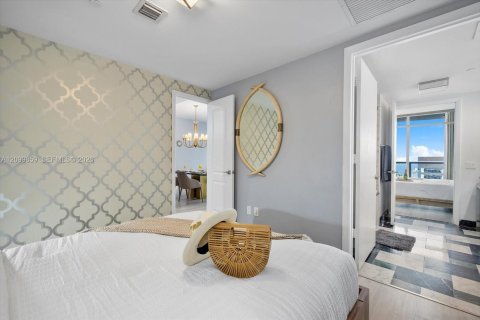 Condo in Miami, Florida, 2 bedrooms  № 2401287 - photo 22