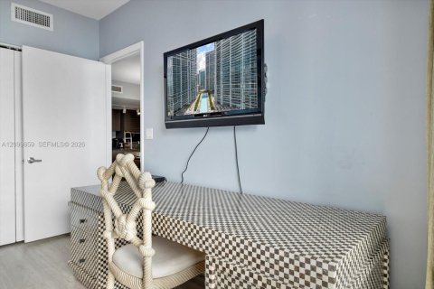 Condo in Miami, Florida, 2 bedrooms  № 2401287 - photo 29