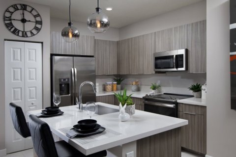 Apartment in URBANA in Doral, Florida 2 bedrooms, 105 sq.m. № 395 - photo 1