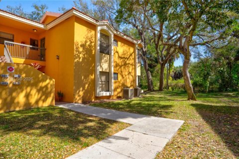 Copropriété à vendre à Coconut Creek, Floride: 3 chambres, 113.53 m2 № 2090980 - photo 2