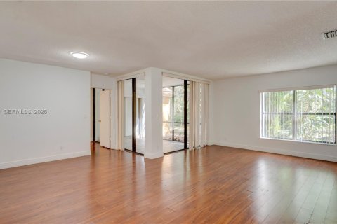 Copropriété à vendre à Coconut Creek, Floride: 3 chambres, 113.53 m2 № 2090980 - photo 3