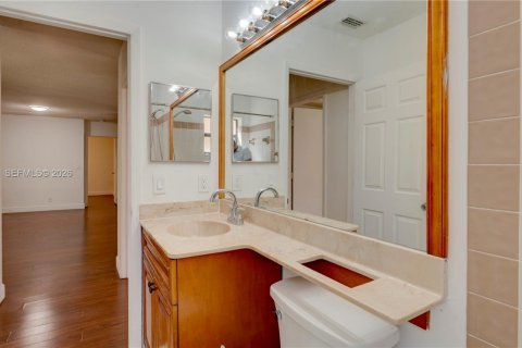 Copropriété à vendre à Coconut Creek, Floride: 3 chambres, 113.53 m2 № 2090980 - photo 11