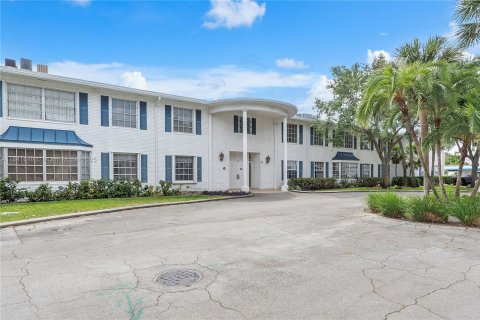 Condo in Fort Lauderdale, Florida, 1 bedroom  № 1834451 - photo 29