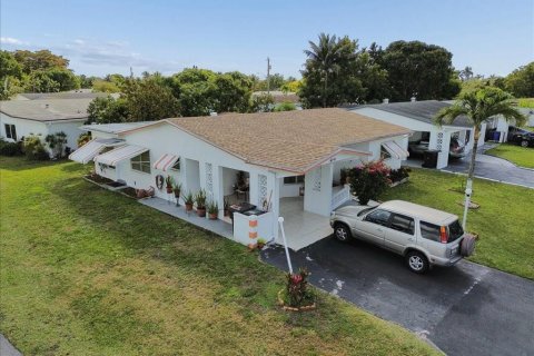 Casa en venta en Lauderdale Lakes, Florida, 3 dormitorios, 125.7 m2 № 2087375 - foto 17