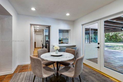 Снять в аренду виллу или дом в Пайнкрест, Флорида 4 спальни, 295.62м2, № 2023484 - фото 11