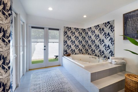 Снять в аренду виллу или дом в Пайнкрест, Флорида 4 спальни, 295.62м2, № 2023484 - фото 22