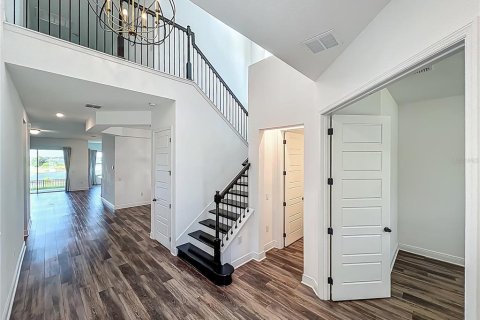 Casa en venta en Orlando, Florida, 5 dormitorios, 334.08 m2 № 2199603 - foto 10