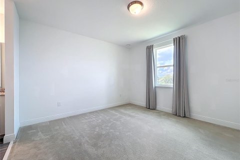 Casa en venta en Orlando, Florida, 5 dormitorios, 334.08 m2 № 2199603 - foto 28