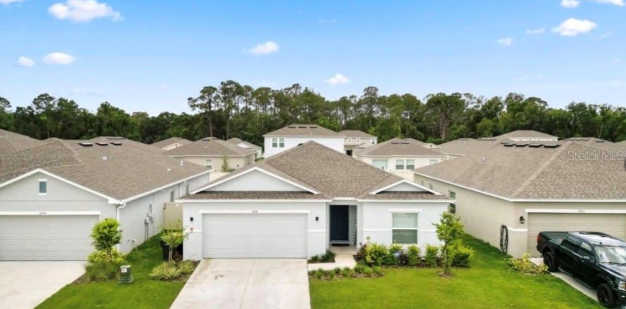 Casa en Lakeland, Florida 3 dormitorios, 171.4 m2 № 2201043
