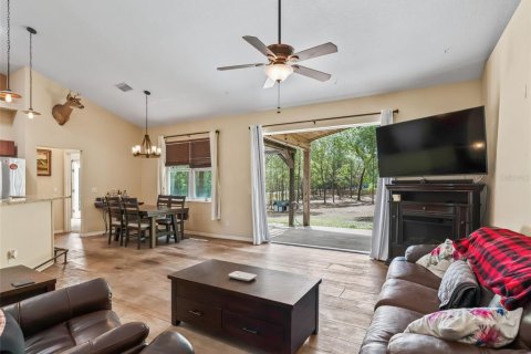 Villa ou maison à vendre à Wildwood, Floride: 3 chambres, 181.81 m2 № 2121345 - photo 12