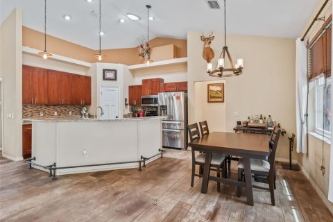 Villa ou maison à vendre à Wildwood, Floride: 3 chambres, 181.81 m2 № 2121345 - photo 17