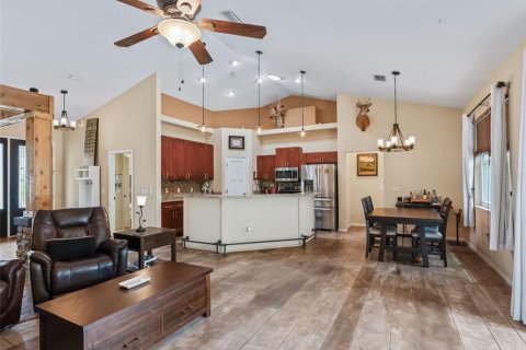 Villa ou maison à vendre à Wildwood, Floride: 3 chambres, 181.81 m2 № 2121345 - photo 16