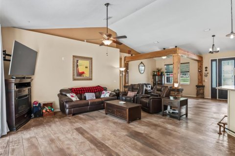Villa ou maison à vendre à Wildwood, Floride: 3 chambres, 181.81 m2 № 2121345 - photo 14