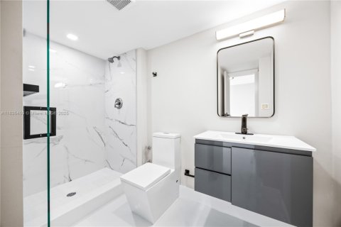 Купить кондоминиум в Авентура, Флорида 2 спальни, 107.49м2, № 1818318 - фото 11