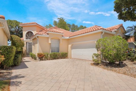 House in Boynton Beach, Florida 3 bedrooms, 199.37 sq.m. № 2261639 - photo 21