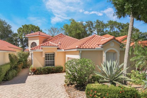 House in Boynton Beach, Florida 3 bedrooms, 199.37 sq.m. № 2261639 - photo 20