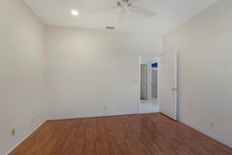 House in Boynton Beach, Florida 3 bedrooms, 199.37 sq.m. № 2261639 - photo 15