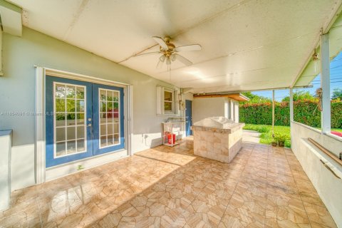 House in Homestead, Florida 3 bedrooms, 99.03 sq.m. № 1871793 - photo 11