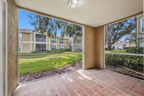 Condo in Tampa, Florida, 3 bedrooms № 2221361 - photo 25