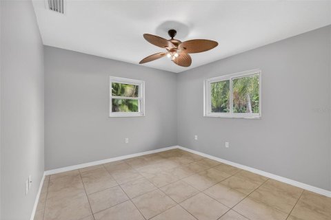 Villa ou maison à vendre à Englewood, Floride: 2 chambres, 116.5 m2 № 2147902 - photo 21