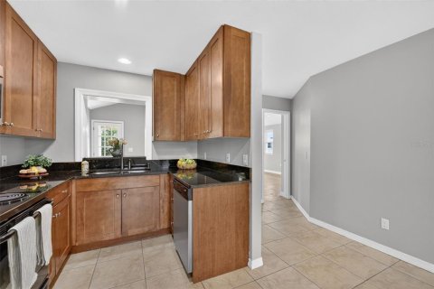 Villa ou maison à vendre à Englewood, Floride: 2 chambres, 116.5 m2 № 2147902 - photo 11