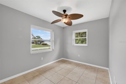 Villa ou maison à vendre à Englewood, Floride: 2 chambres, 116.5 m2 № 2147902 - photo 18