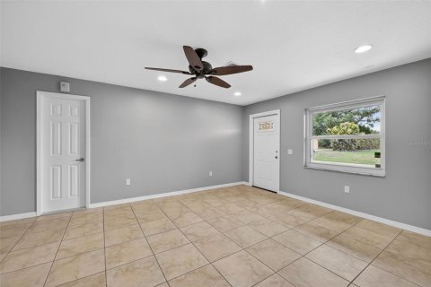 Villa ou maison à vendre à Englewood, Floride: 2 chambres, 116.5 m2 № 2147902 - photo 4