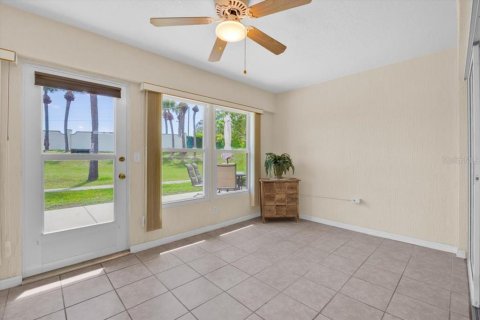 Casa en venta en Haines City, Florida, 3 dormitorios, 166.57 m2 № 1817269 - foto 20
