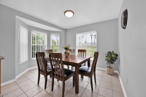 Casa en venta en Haines City, Florida, 3 dormitorios, 166.57 m2 № 1817269 - foto 5