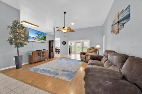 Casa en venta en Haines City, Florida, 3 dormitorios, 166.57 m2 № 1817269 - foto 3