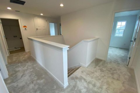 Casa en alquiler en Davenport, Florida, 4 dormitorios, 191.38 m2 № 1798035 - foto 4