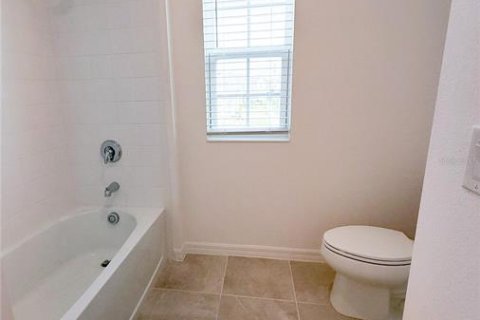Casa en alquiler en Davenport, Florida, 4 dormitorios, 191.38 m2 № 1798035 - foto 15