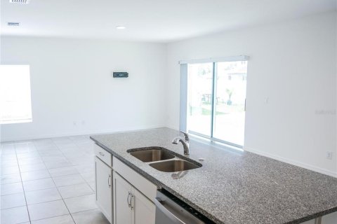 Casa en alquiler en Davenport, Florida, 4 dormitorios, 191.38 m2 № 1798035 - foto 7