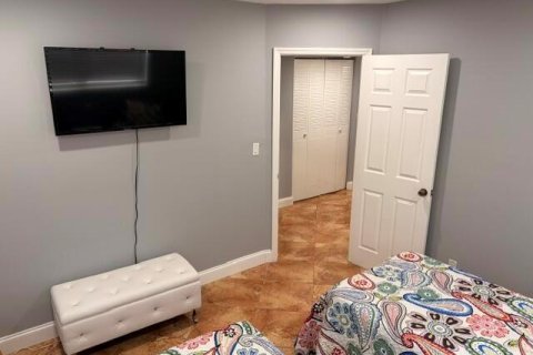 Condo in Lauderdale Lakes, Florida, 2 bedrooms № 2083778 - photo 20